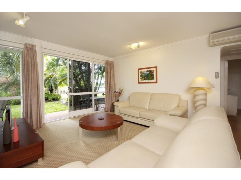 301/ 81 Coral Coast Drive, Palm Cove QLD 4879