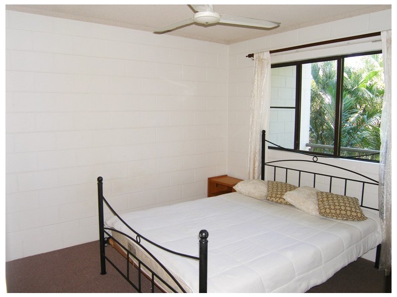 Trinity Beach QLD 4879