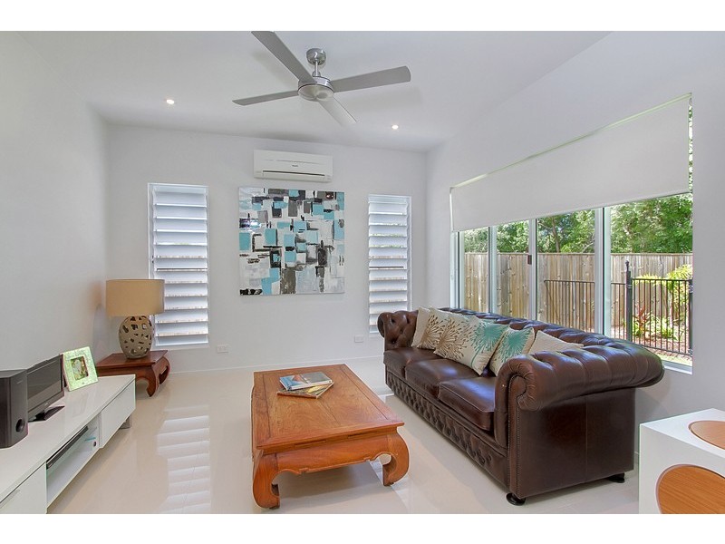 Palm Cove QLD 4879