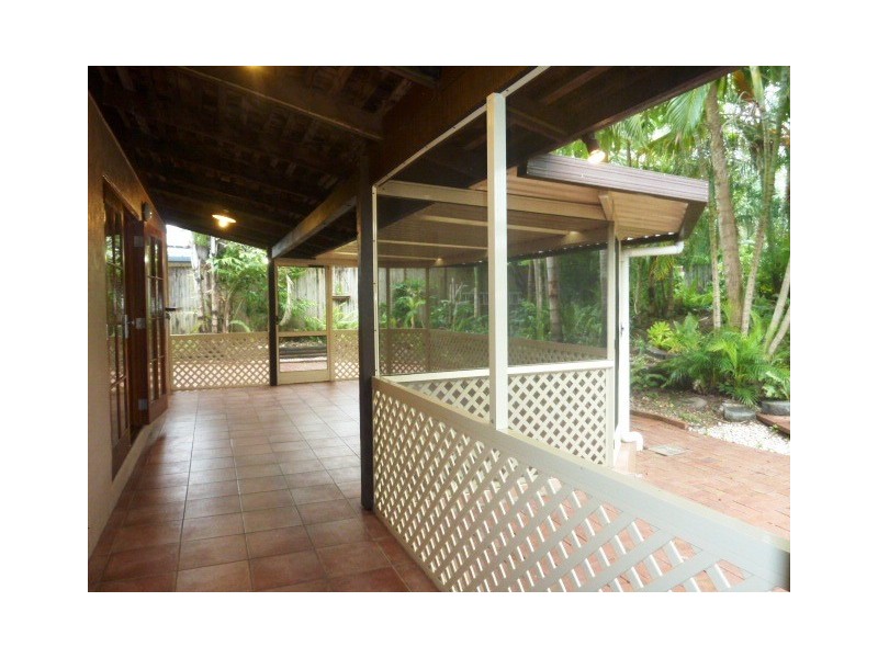 6 Conch Street, Trinity Beach QLD 4879