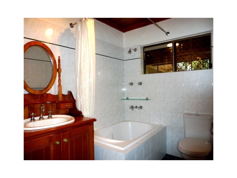 6 Conch Street, Trinity Beach QLD 4879