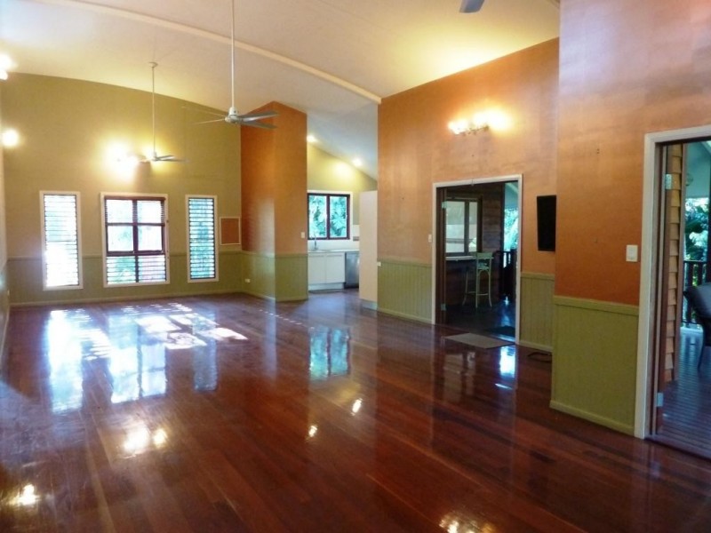 12 Victor Place, Kuranda QLD 4881