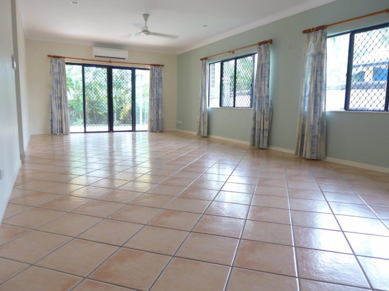 40 Ellis Close, Kewarra Beach QLD 4879