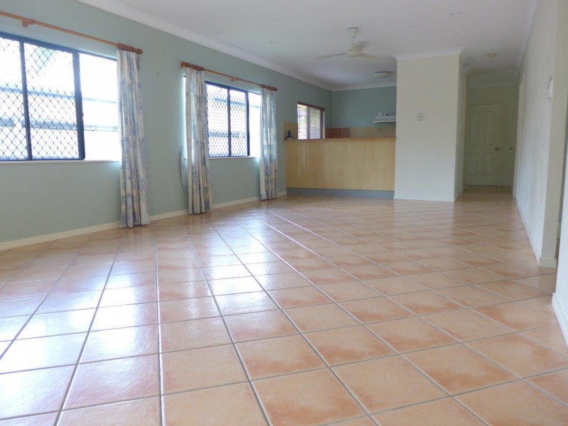 40 Ellis Close, Kewarra Beach QLD 4879