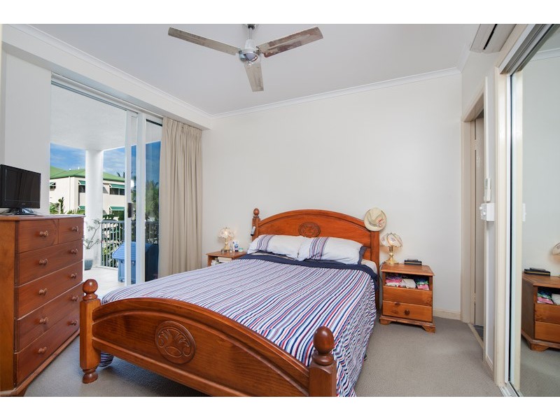 Trinity Beach QLD 4879