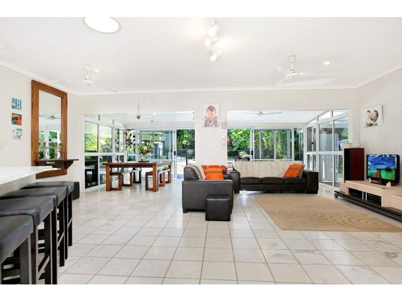 19 Beaver Street, Clifton Beach QLD 4879
