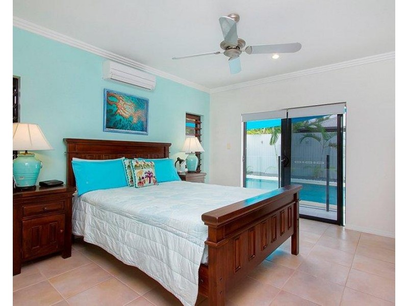 5 Palmetto Street, Palm Cove QLD 4879