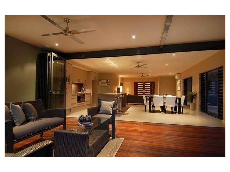 20 Port Close, Trinity Beach QLD 4879