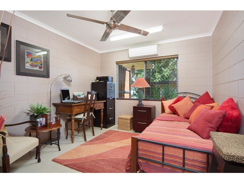 12 Moresby Street, Trinity Beach QLD 4879