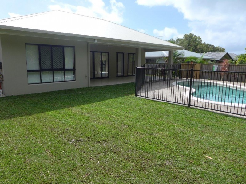 25 Aurelia Road, Palm Cove QLD 4879