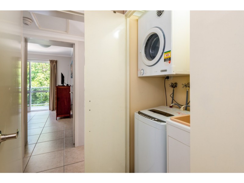 224 Coral Coast Drive, Palm Cove QLD 4879