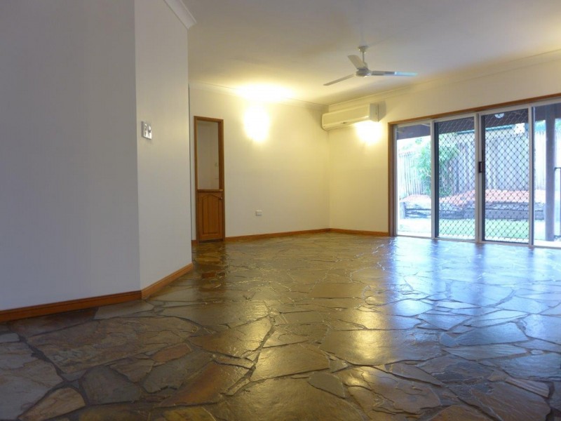97-99 Petersen Street, Freshwater QLD 4870