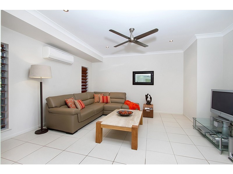 Palm Cove QLD 4879