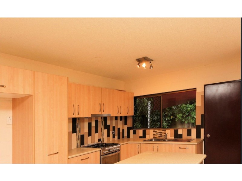 3/40 Mimosa Street, Holloways Beach QLD 4878