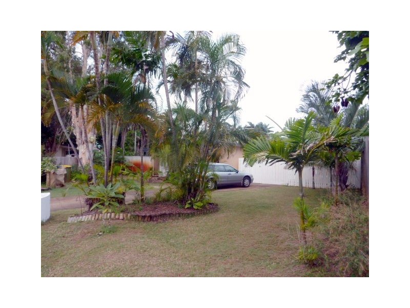 Holloways Beach QLD 4878