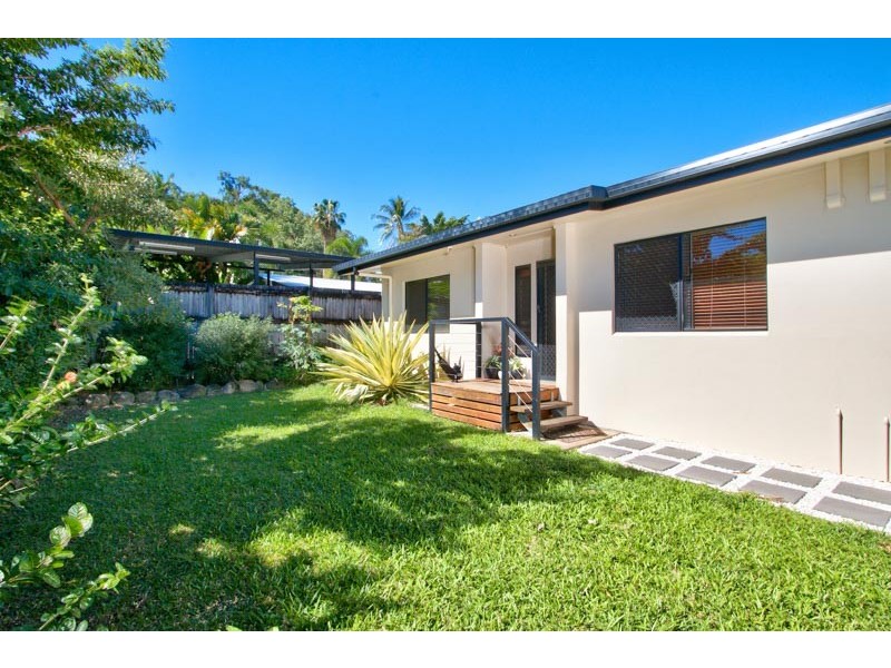 5 Corinda Close, Trinity Beach QLD 4879
