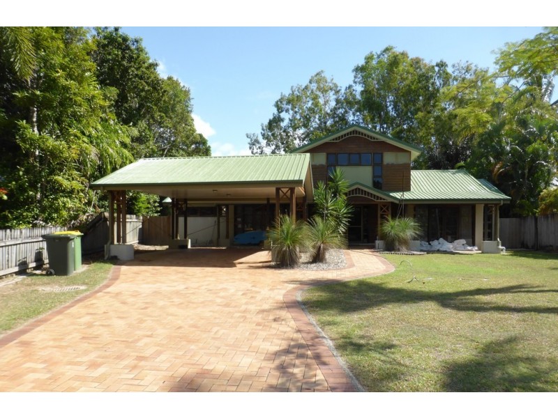 55 Yule Avenue, Clifton Beach QLD 4879