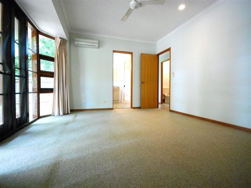 55 Yule Avenue, Clifton Beach QLD 4879