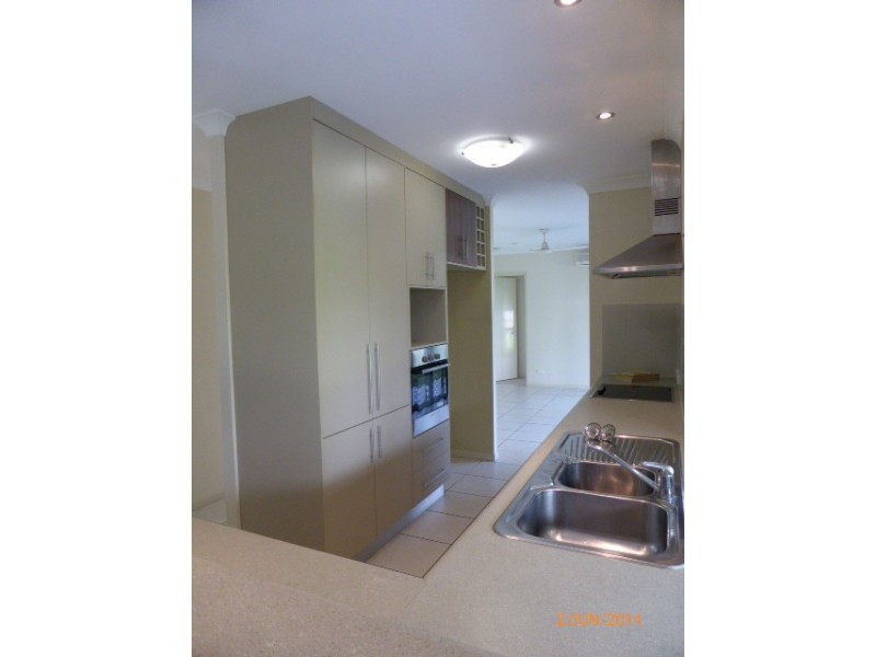22 Seclusion Drive, Palm Cove QLD 4879