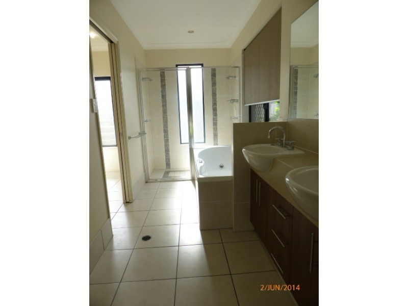 22 Seclusion Drive, Palm Cove QLD 4879
