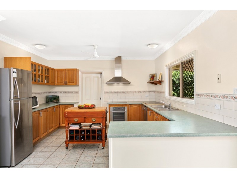 11 Miara Close, Kewarra Beach QLD 4879