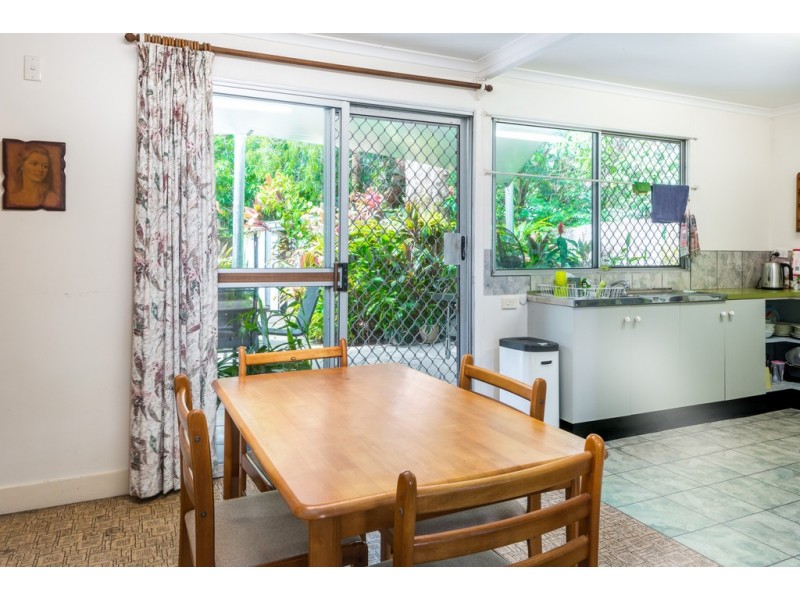 20 Endeavour Road, Clifton Beach QLD 4879