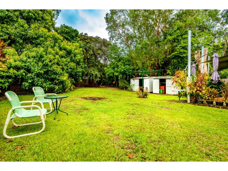 20 Endeavour Road, Clifton Beach QLD 4879