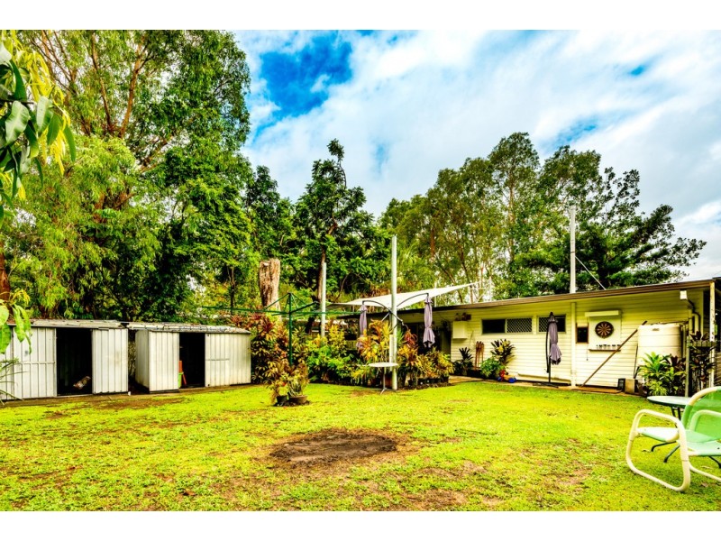 20 Endeavour Road, Clifton Beach QLD 4879