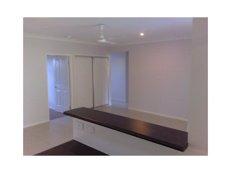 25-29 Tyrconnell, Redlynch QLD 4870