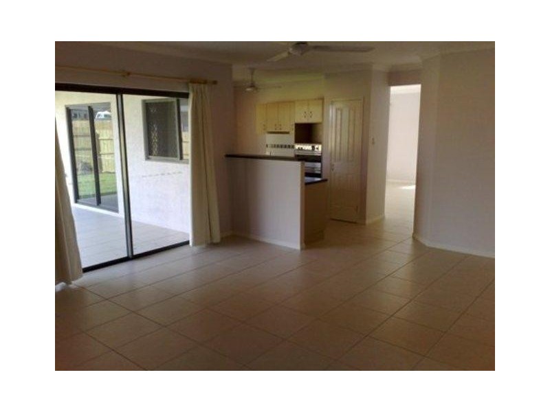25-29 Tyrconnell, Redlynch QLD 4870