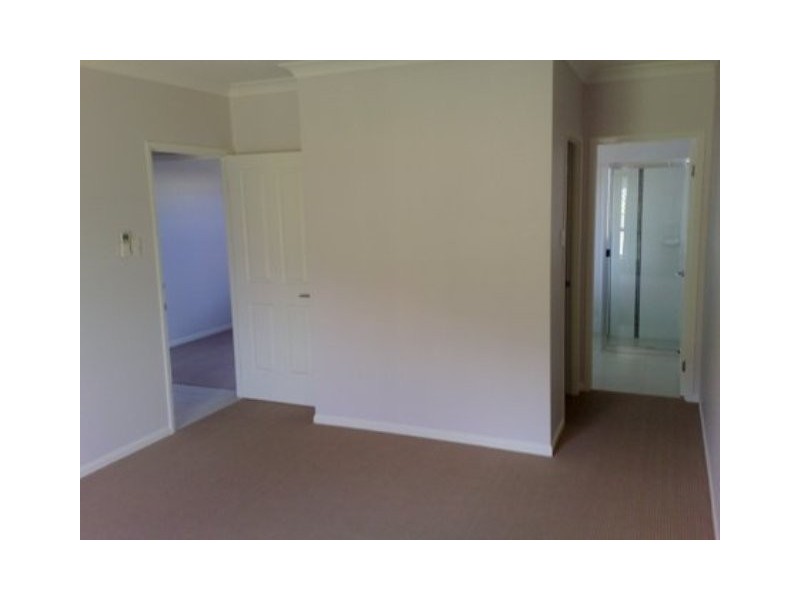 25-29 Tyrconnell, Redlynch QLD 4870