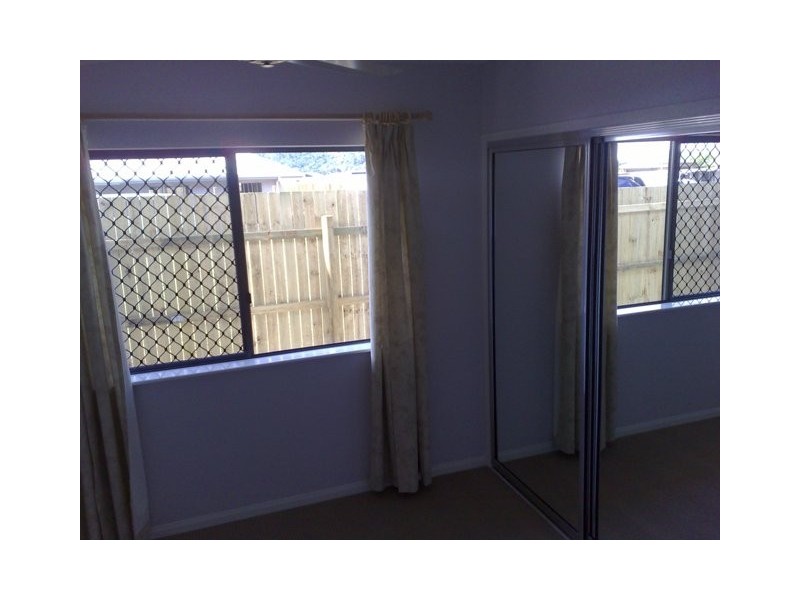 25-29 Tyrconnell, Redlynch QLD 4870