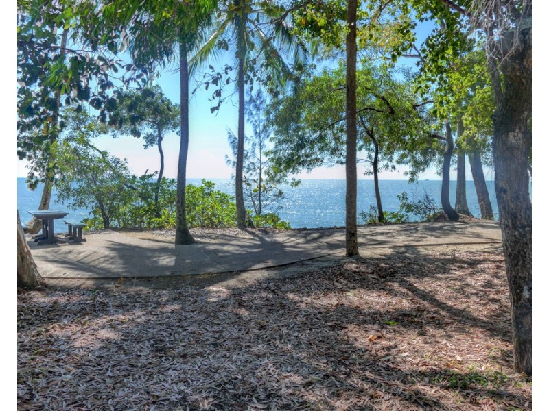 U1/21 Endeavour Road, Clifton Beach QLD 4879