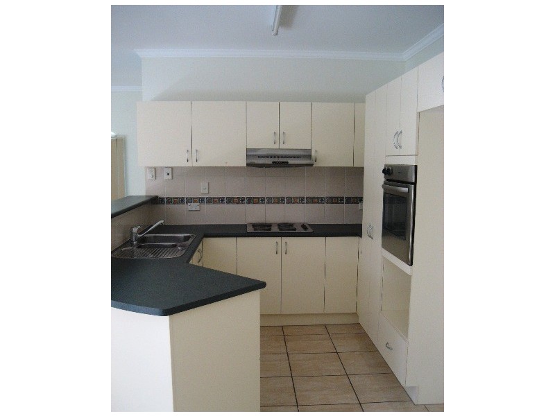 12 Moore Road, Kewarra Beach QLD 4879