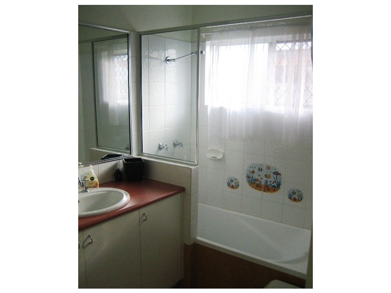 12 Moore Road, Kewarra Beach QLD 4879