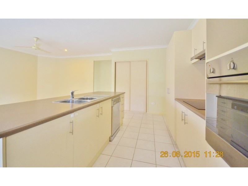 16 Port Close, Trinity Beach QLD 4879