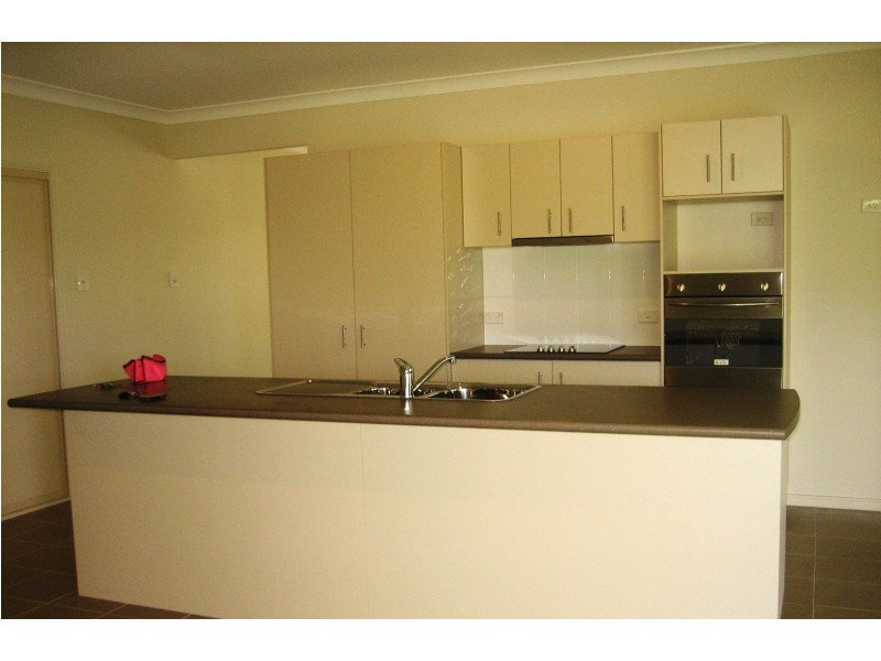 115 Roberts Drive, Trinity Beach QLD 4879