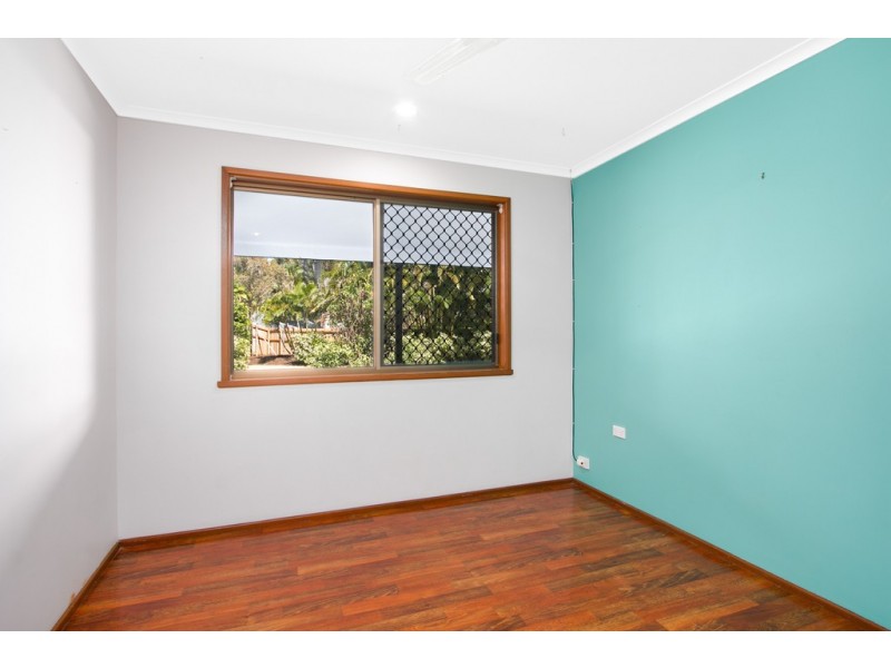 2 Conch Close, Trinity Beach QLD 4879