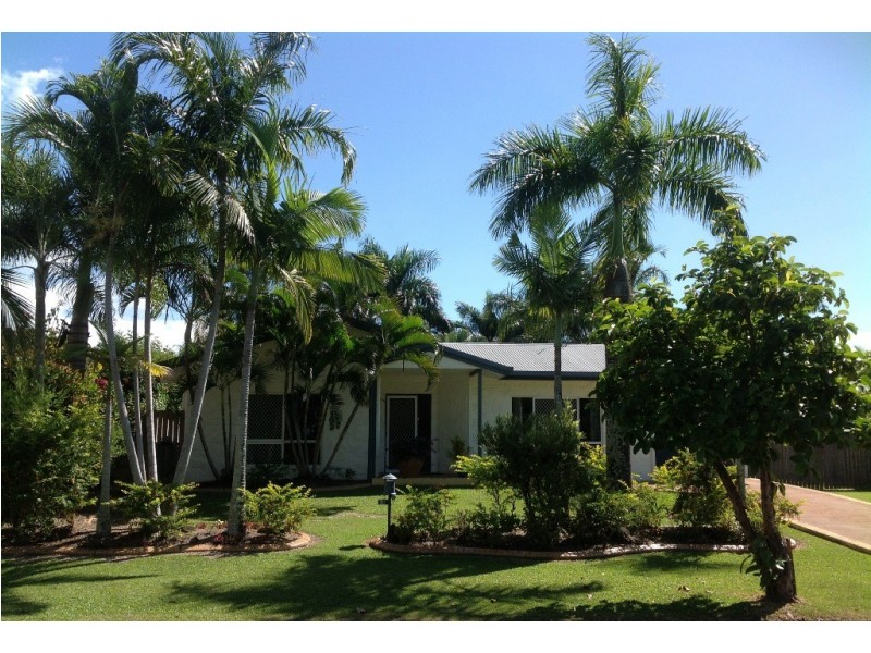 Kewarra Beach QLD 4879