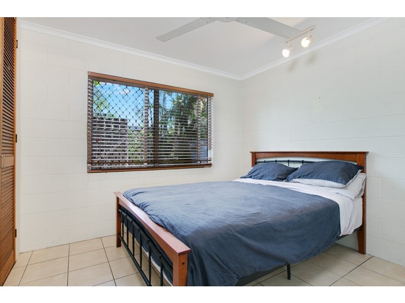 4 Bulolo Close, Trinity Beach QLD 4879