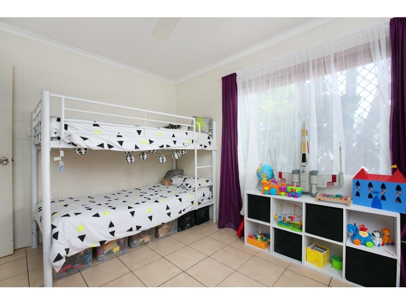 4 Bulolo Close, Trinity Beach QLD 4879