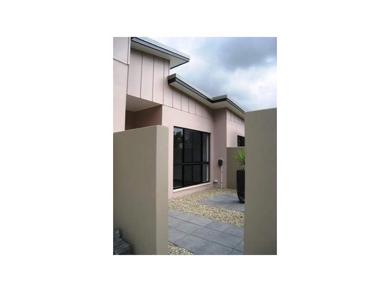 71 Roberts Drive, Trinity Beach QLD 4879