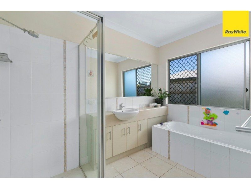 121 Roberts Drive, Trinity Beach QLD 4879