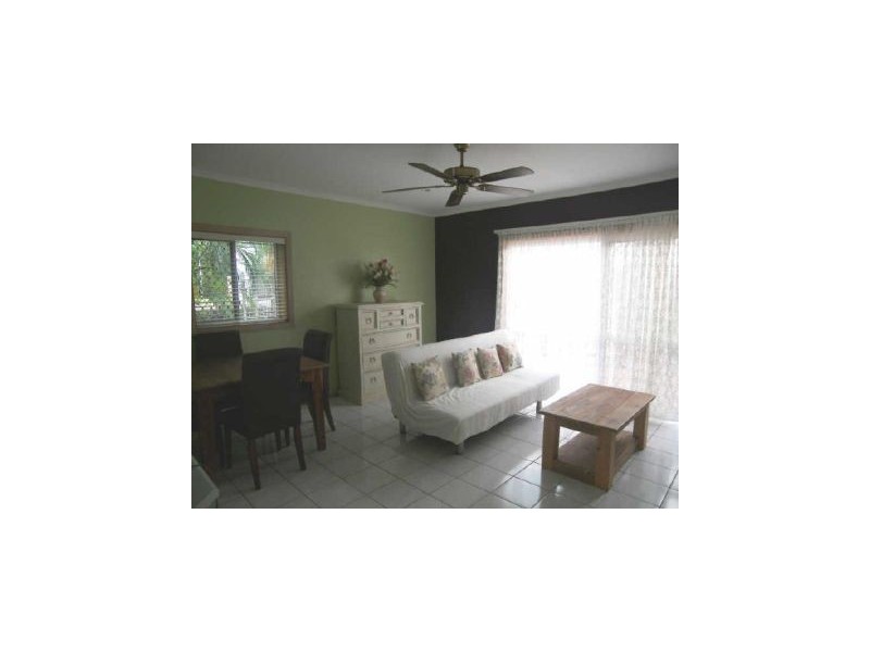 1/79 Moore Street, Trinity Beach QLD 4879