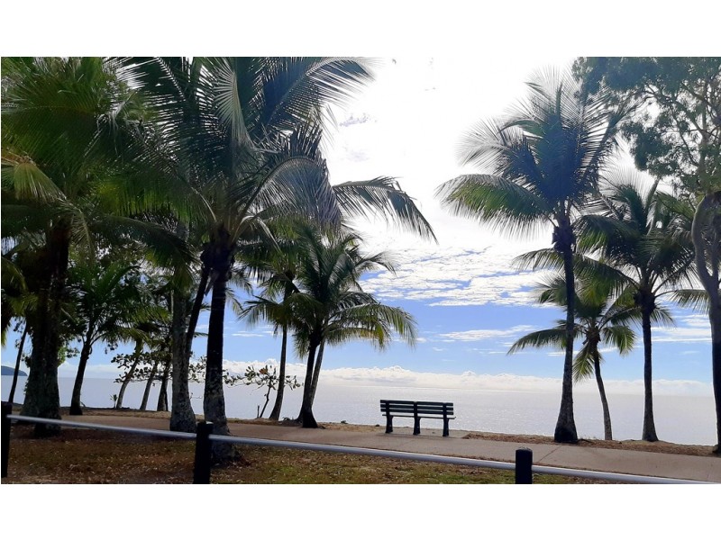 5/1766 Captain Cook Highway, Clifton Beach QLD 4879