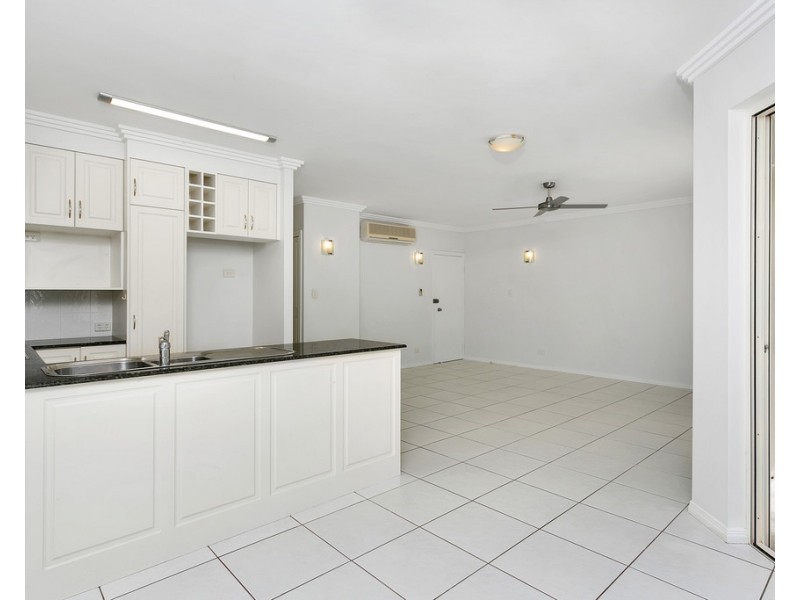 9/96 Moore Street, Trinity Beach QLD 4879