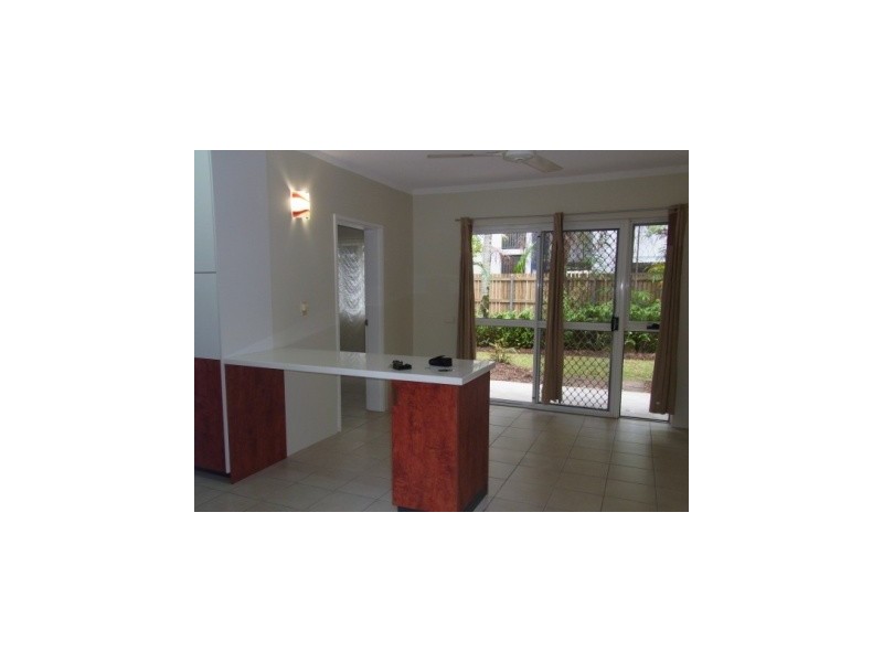 2/538 Varley Street, Yorkeys Knob QLD 4878