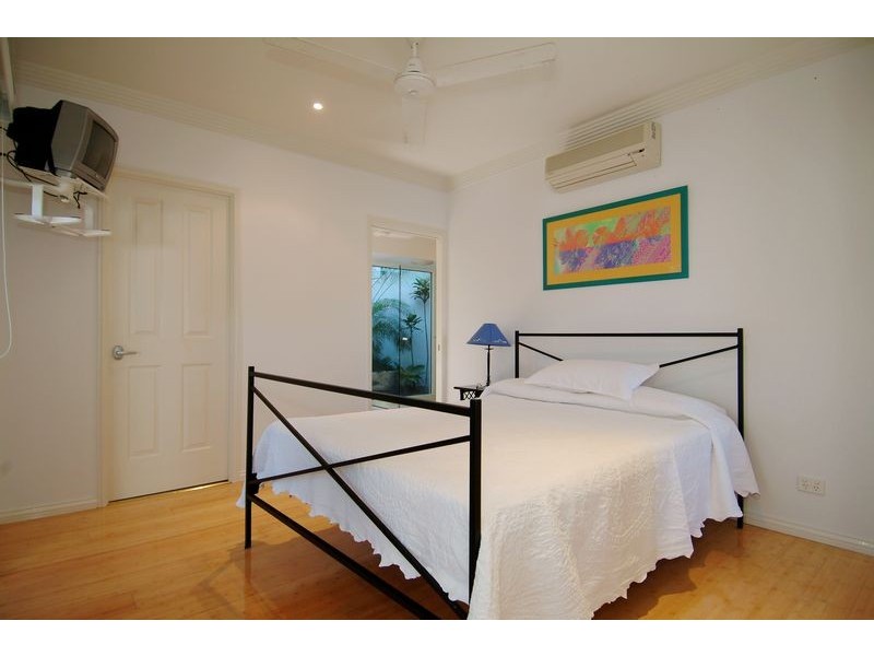 Trinity Beach QLD 4879