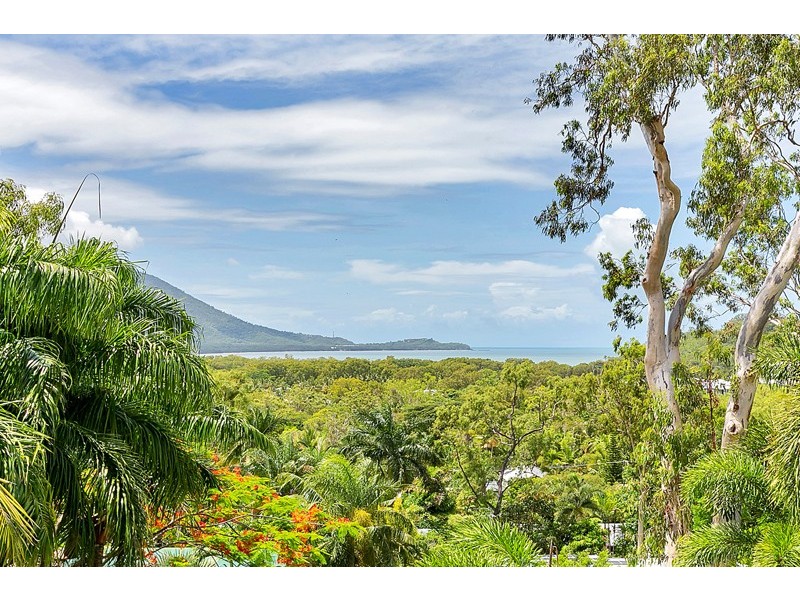 5 Moresby Street, Trinity Beach QLD 4879