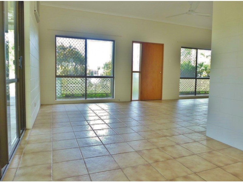 12 Conch Close, Trinity Beach QLD 4879